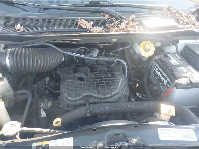 2015 Chrysler Town & Country Touring VIN: 2C4RC1BG6FR545570 Lot: 44008887