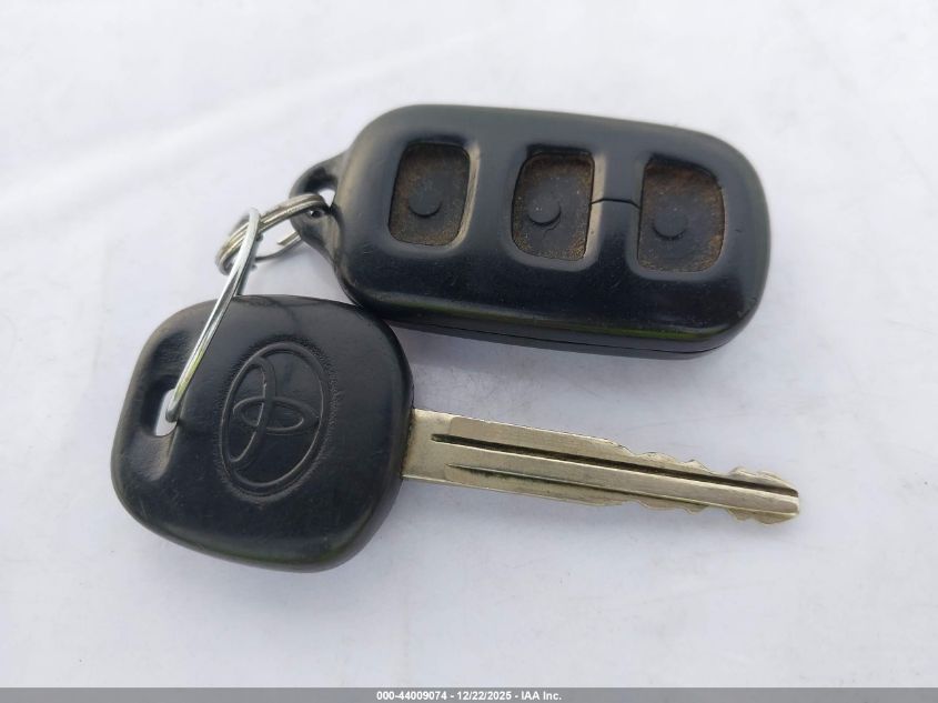 2003 Toyota Camry Se V6 VIN: 4T1BF32K13U059560 Lot: 44009074