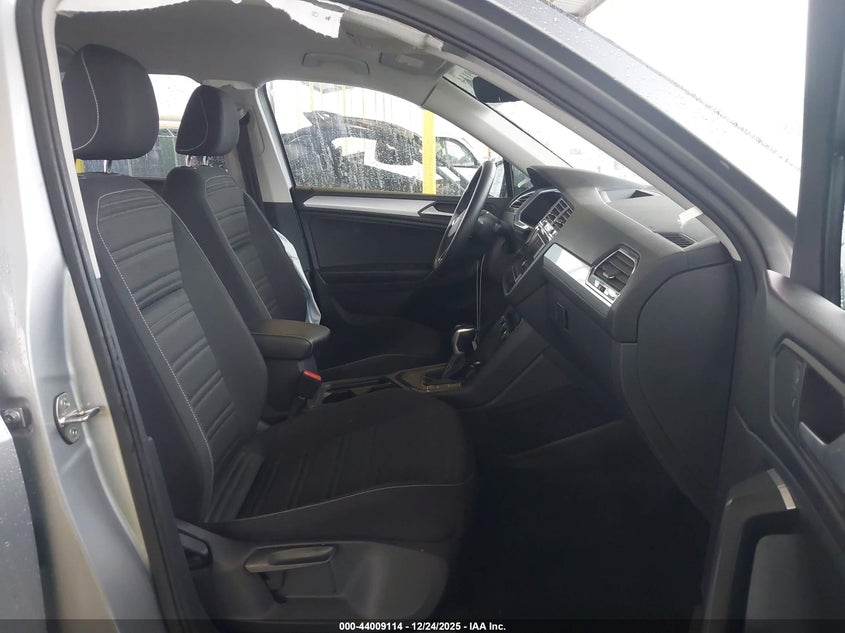 2022 Volkswagen Tiguan 2.0T S