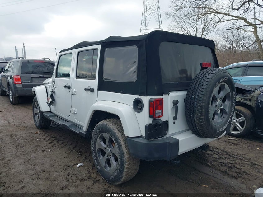 2016 Jeep Wrangler Unlimited Sahara