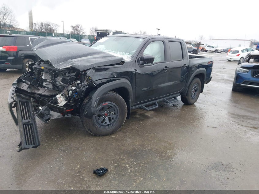 2025 Nissan Frontier Pro-4X 4X4