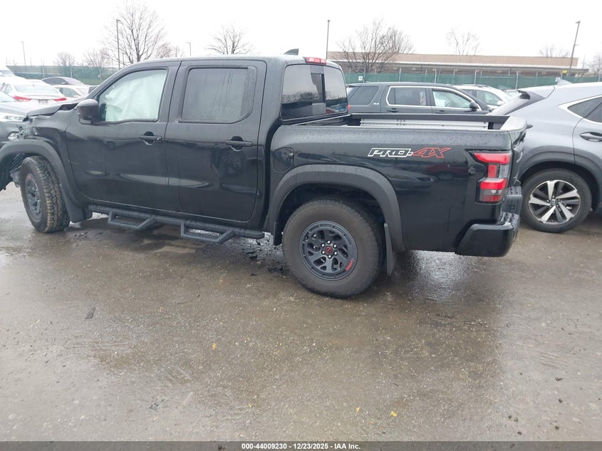 2025 Nissan Frontier Pro-4X 4X4
