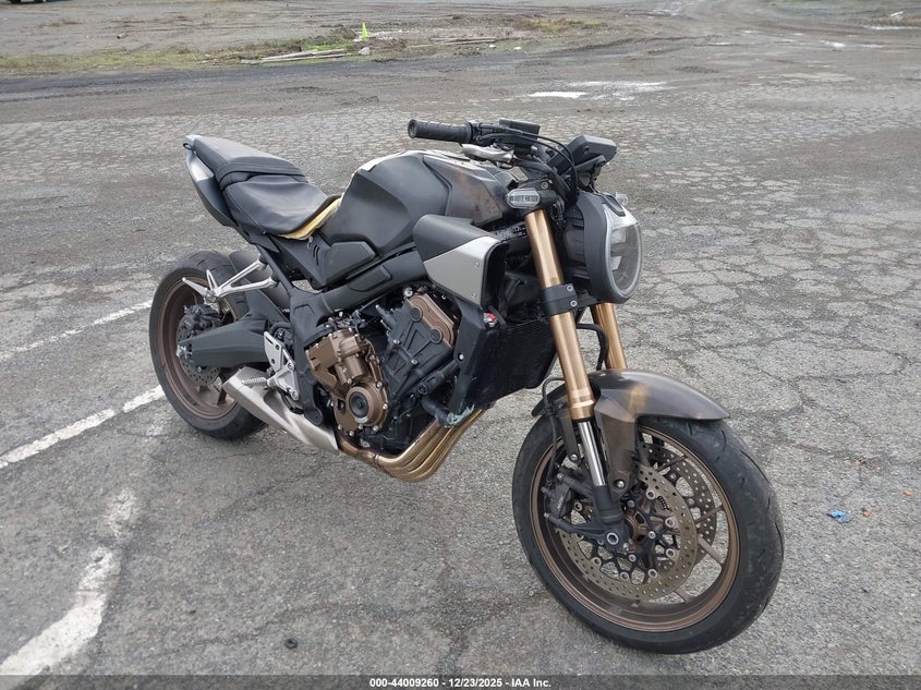 MLHRH1650R5001090 HONDA CB650 Photo 1