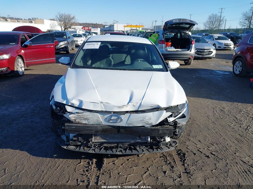 2022 Hyundai Elantra Sel VIN: 5NPLM4AG2NH053748 Lot: 44009276