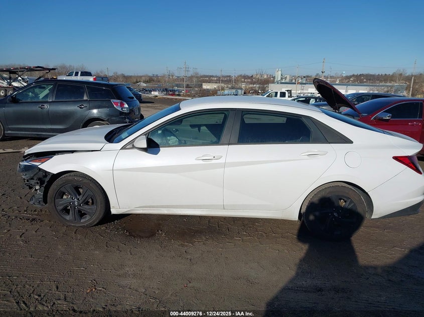 2022 Hyundai Elantra Sel VIN: 5NPLM4AG2NH053748 Lot: 44009276