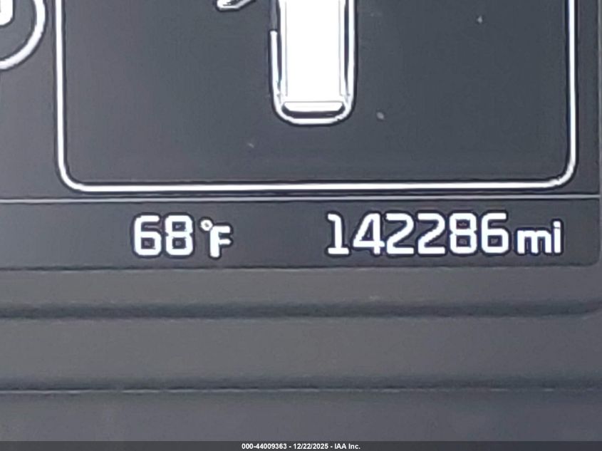 2016 Kia Sorento 3.3L Lx VIN: 5XYPG4A51GG153213 Lot: 44009363