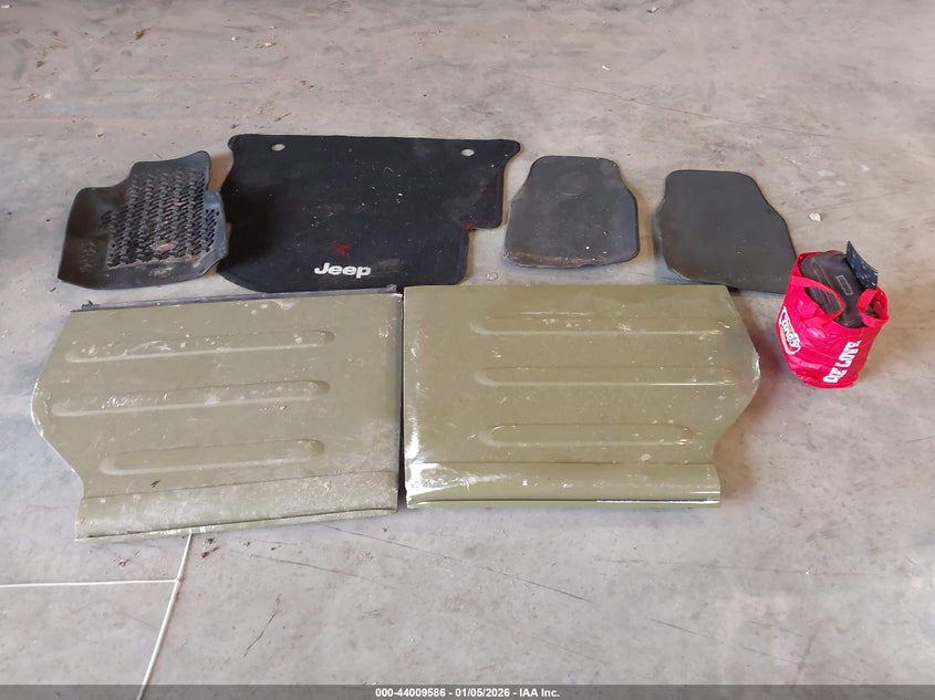 2013 Jeep Wrangler Unlimited Rubicon VIN: 1C4BJWFG4DL647132 Lot: 44009586