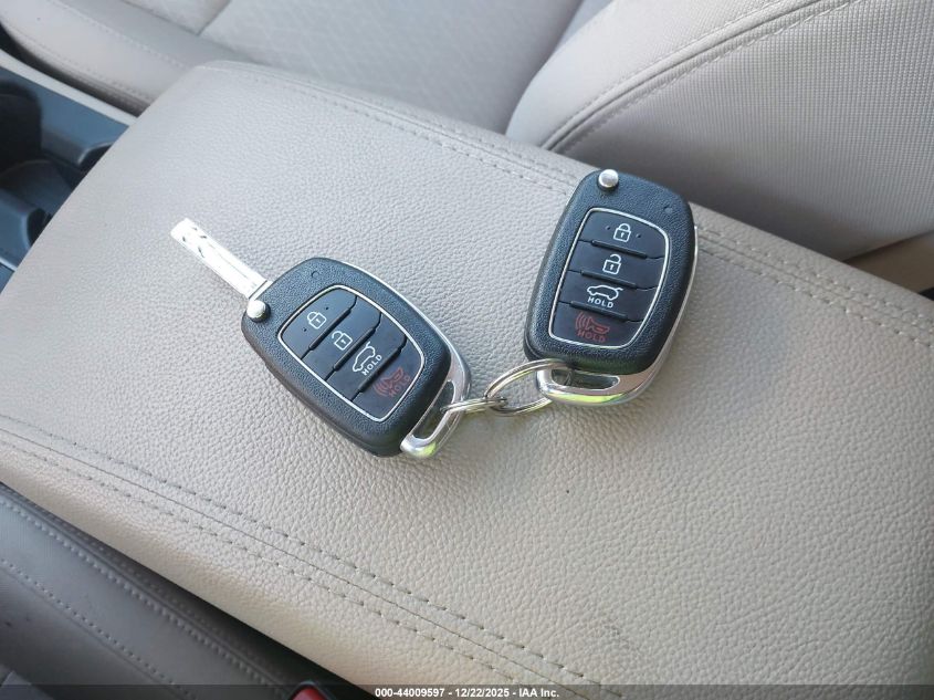 2017 Hyundai Tucson Se VIN: KM8J23A46HU351836 Lot: 44009597