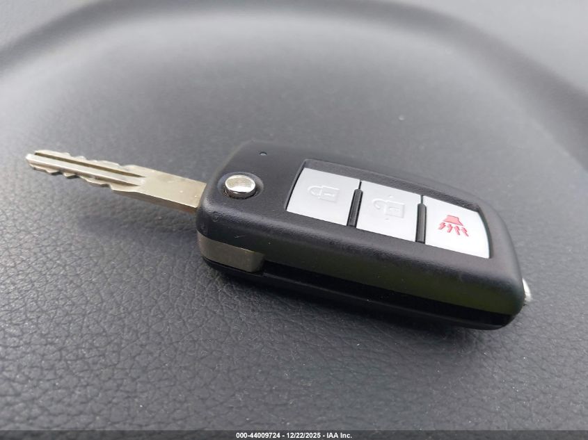 2017 Nissan Rogue Sport S VIN: JN1BJ1CP6HW007602 Lot: 44009724