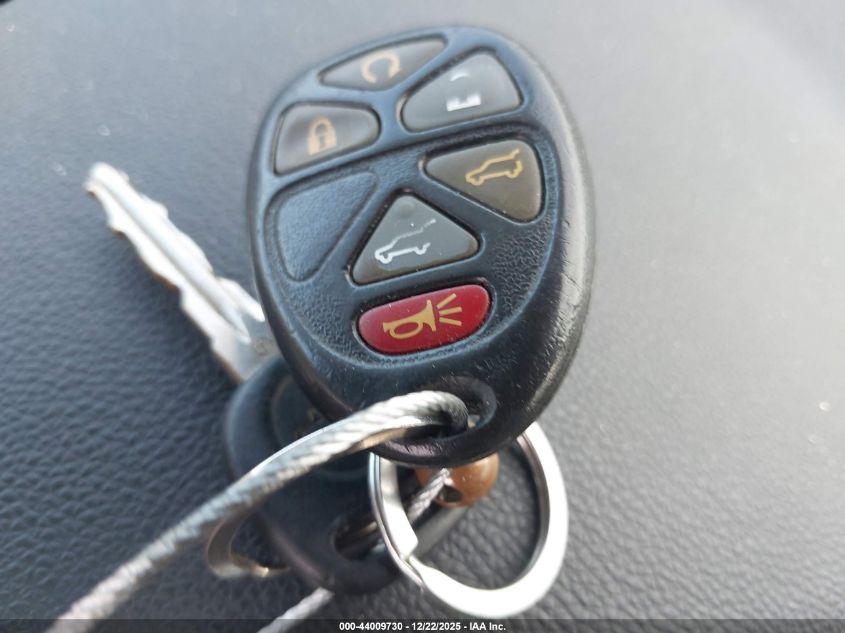 2008 Chevrolet Tahoe Ltz VIN: 1GNFK13058R271608 Lot: 44009730