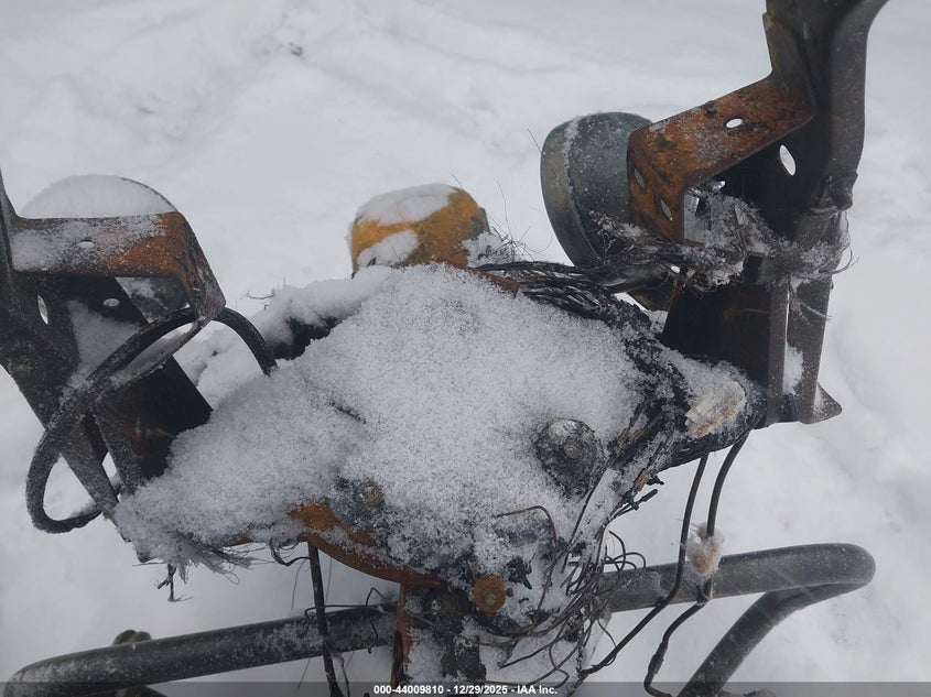 2004 Harley-Davidson Flhtcui VIN: 1HD1FCW1X4Y616900 Lot: 44009810