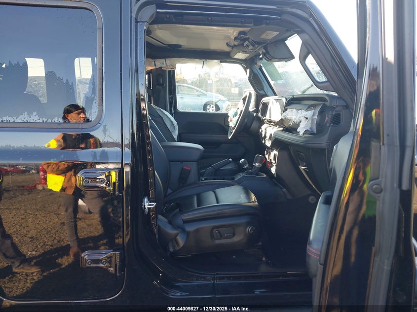 2025 Jeep Wrangler 4-Door Rubicon 4X4