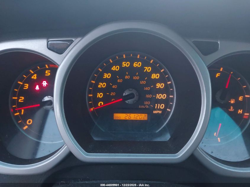 2004 Toyota 4Runner Limited V8 VIN: JTEBT17R540034334 Lot: 44009901