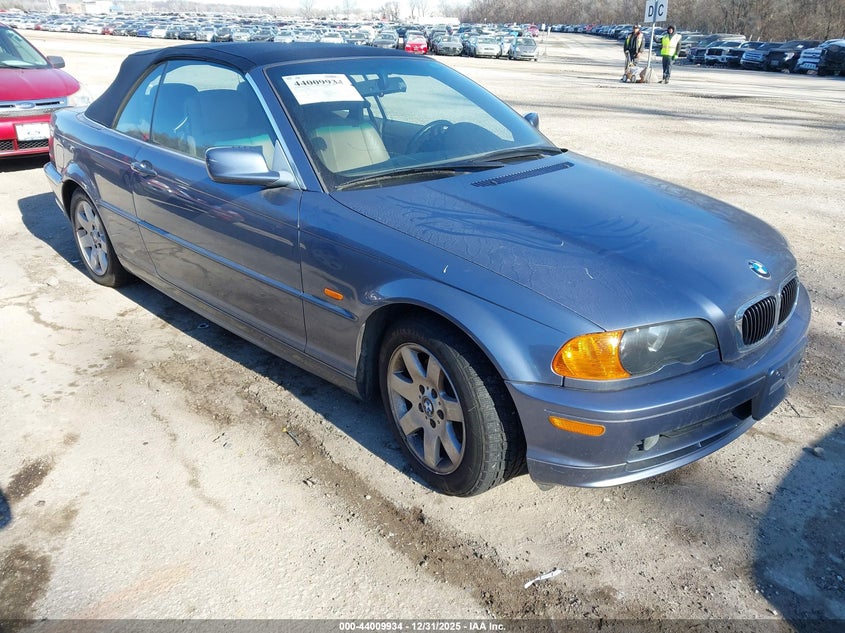 WBABS33481JY55556 2001 BMW 325Ci auction photo 1