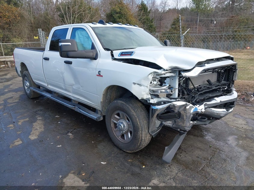3C63R3GLXRG405013 2024 Ram 3500 Tradesman 4X4 8' Box auction photo 1