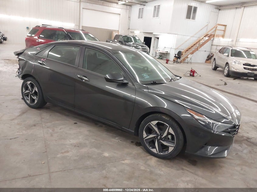 2023 Hyundai Elantra Sel