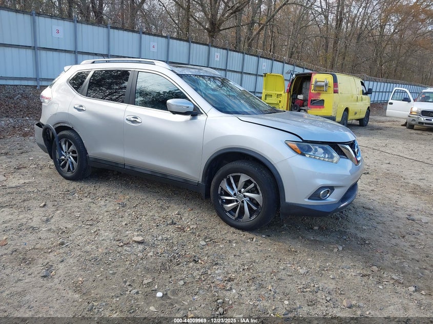 2015 NISSAN ROGUE SL