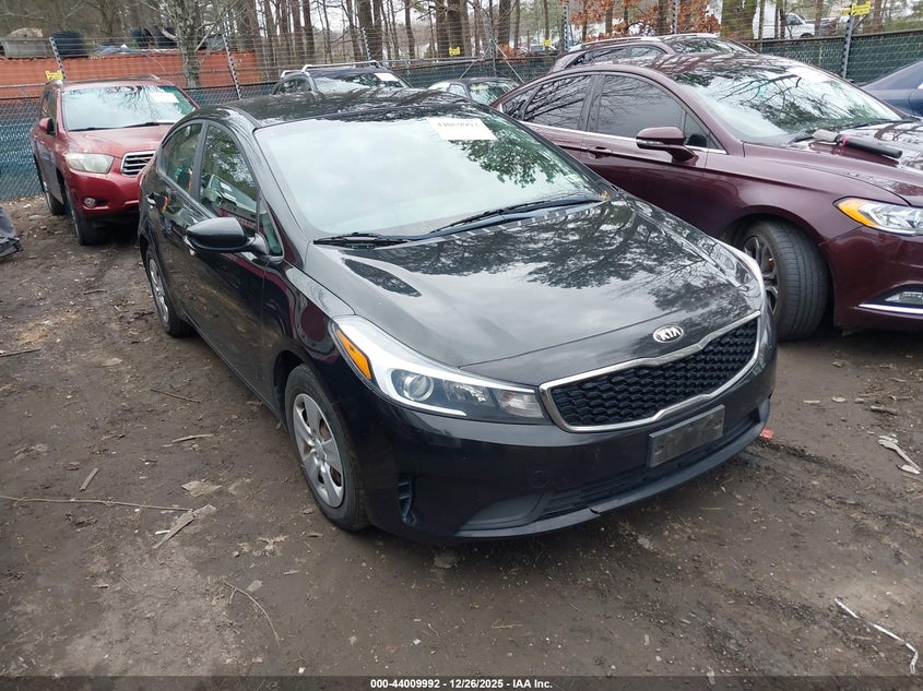 3KPFL4A72JE195807 2018 Kia Forte Lx auction photo 1