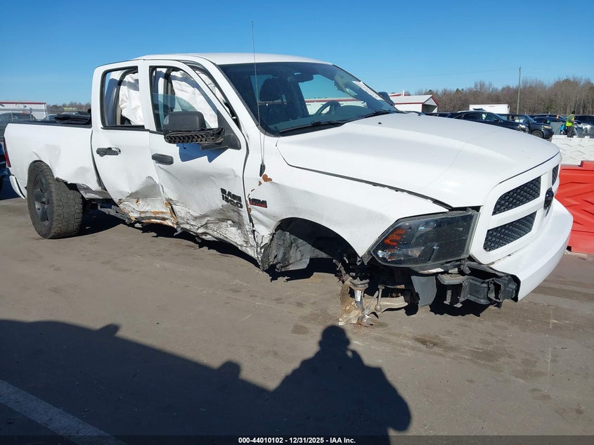 2017 Ram 1500 Express 4X4 6'4 Box