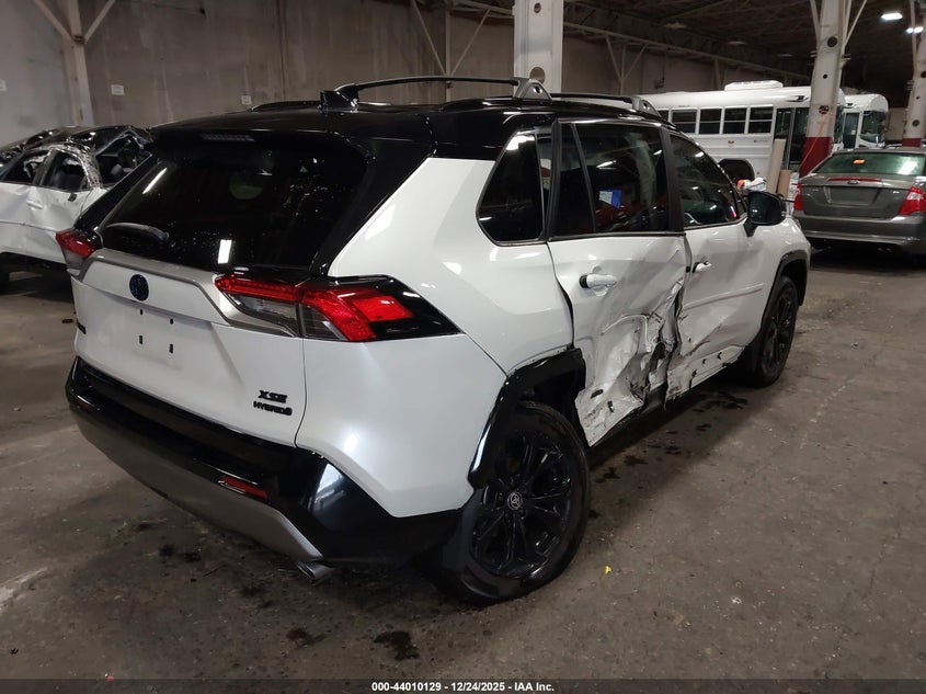 2024 Toyota Rav4 Hybrid Xse