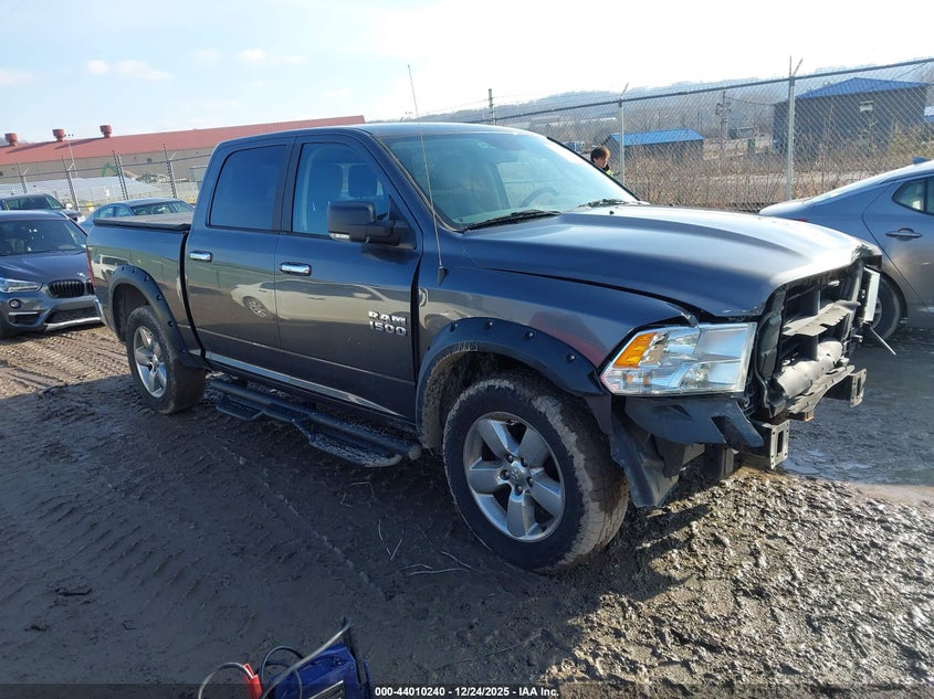 1C6RR7LG2JS221000 2018 Ram 1500 Big Horn 4X4 5'7 Box auction photo 1