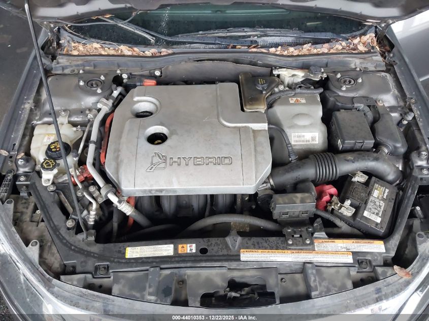 2010 Ford Fusion Hybrid VIN: 3FADP0L39AR213054 Lot: 44010353