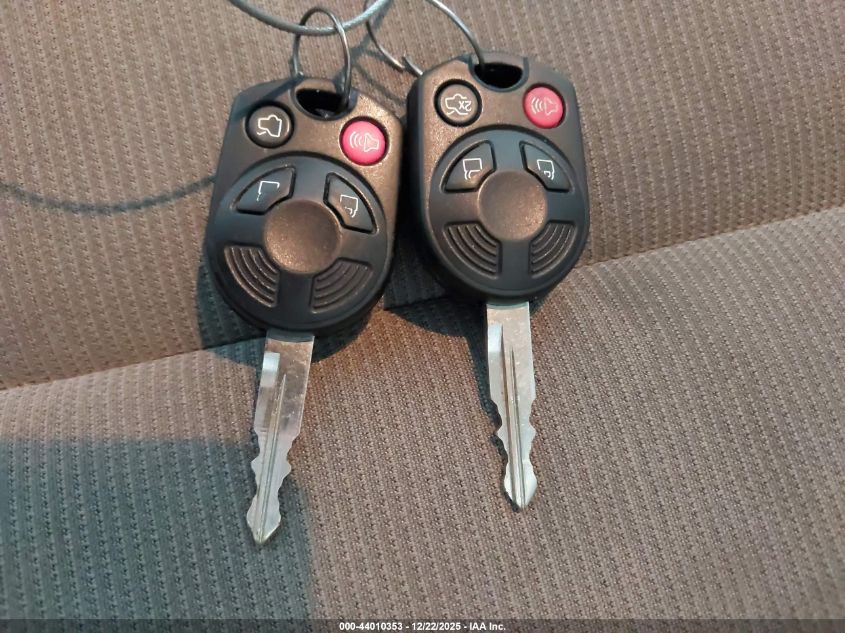 2010 Ford Fusion Hybrid VIN: 3FADP0L39AR213054 Lot: 44010353