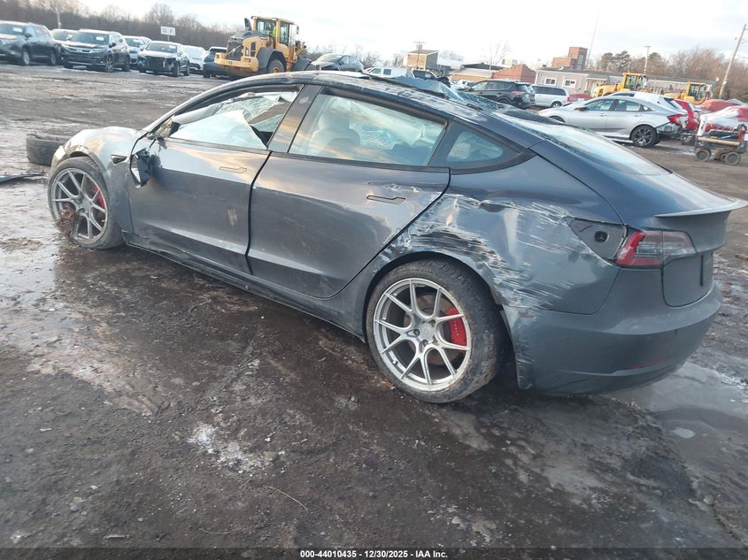 2022 Tesla Model 3 Performance Dual Motor All-Wheel Drive