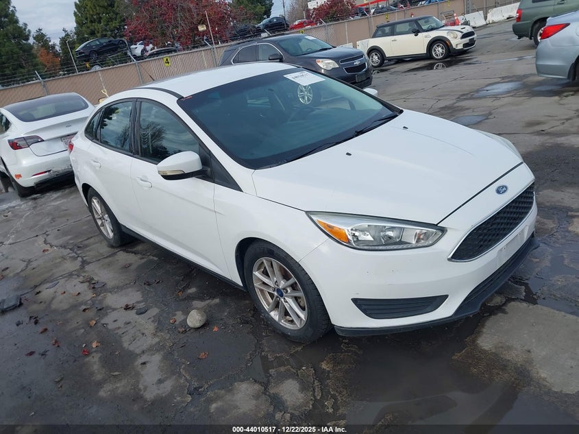 1FADP3F29GL268826 2016 Ford Focus Se auction photo 1