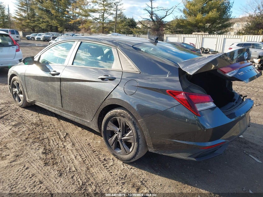 VIN 5NPLM4AG8NH071493 2022 HYUNDAI ELANTRA SEL