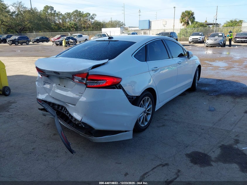 VIN 3FA6P0HD2HR287419 2017 FORD FUSION SE