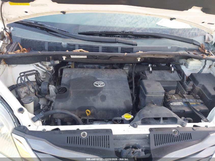 2011 Toyota Sienna Xle VIN: 5TDDK3DC1BS021988 Lot: 44010722