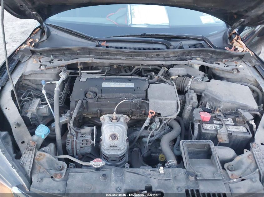 2015 Honda Accord Sport VIN: 1HGCR2F53FA175896 Lot: 44010836