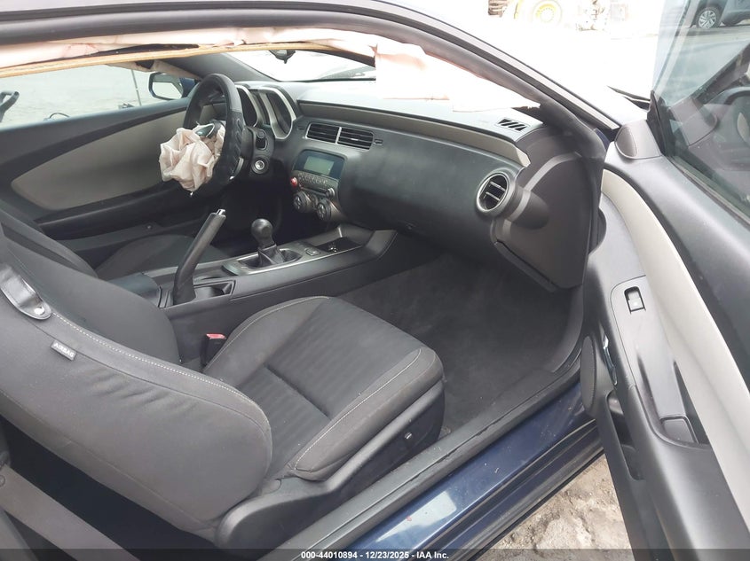 2011 Chevrolet Camaro 1Ls