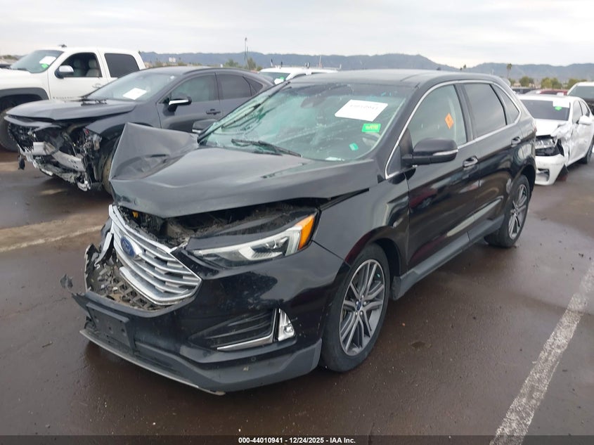 2020 Ford Edge Titanium