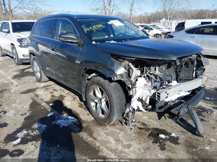 2016 Toyota Highlander Limited V6