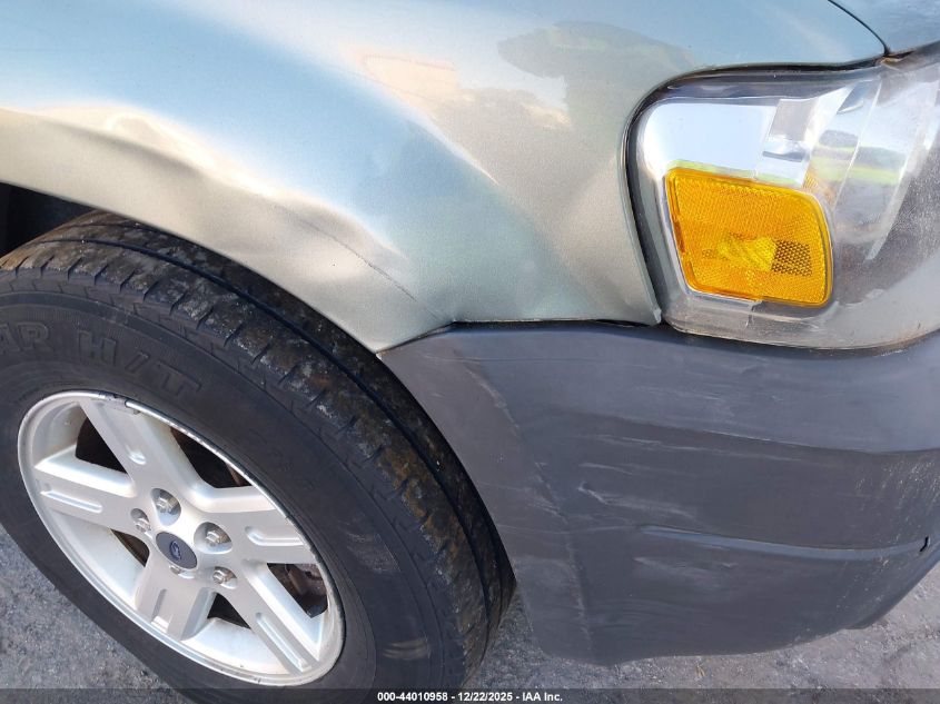 2007 Ford Escape Hybrid VIN: 1FMYU49H77KB33730 Lot: 44010958