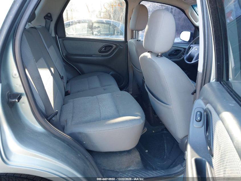 2007 Ford Escape Hybrid VIN: 1FMYU49H77KB33730 Lot: 44010958