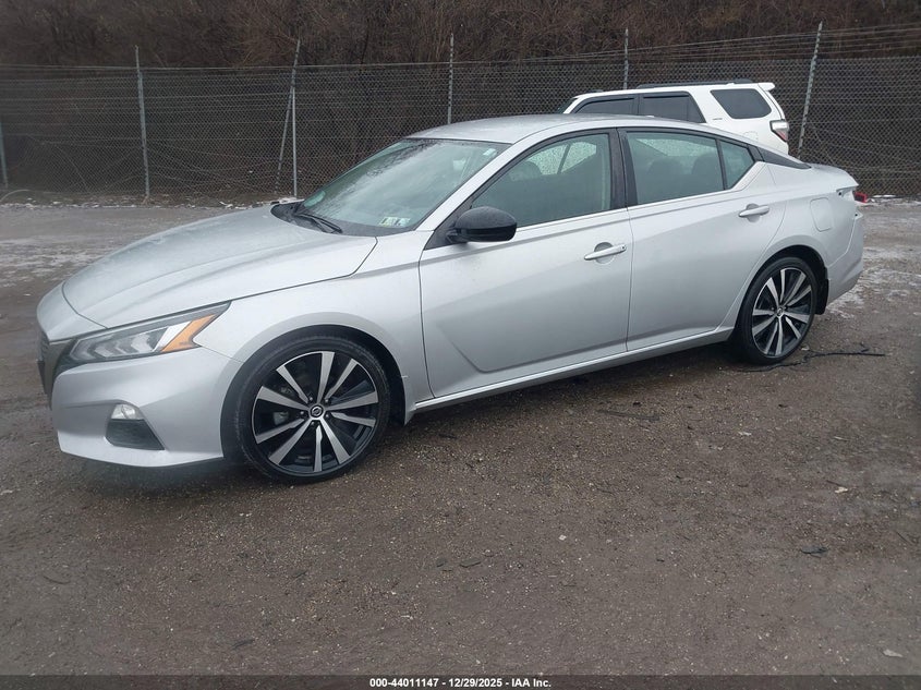 2022 Nissan Altima Sr Fwd