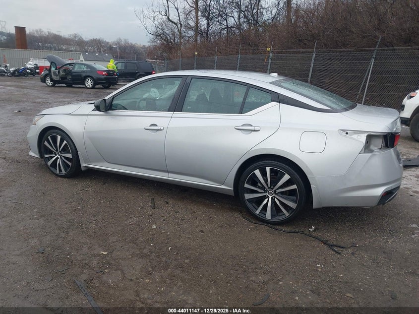 2022 Nissan Altima Sr Fwd