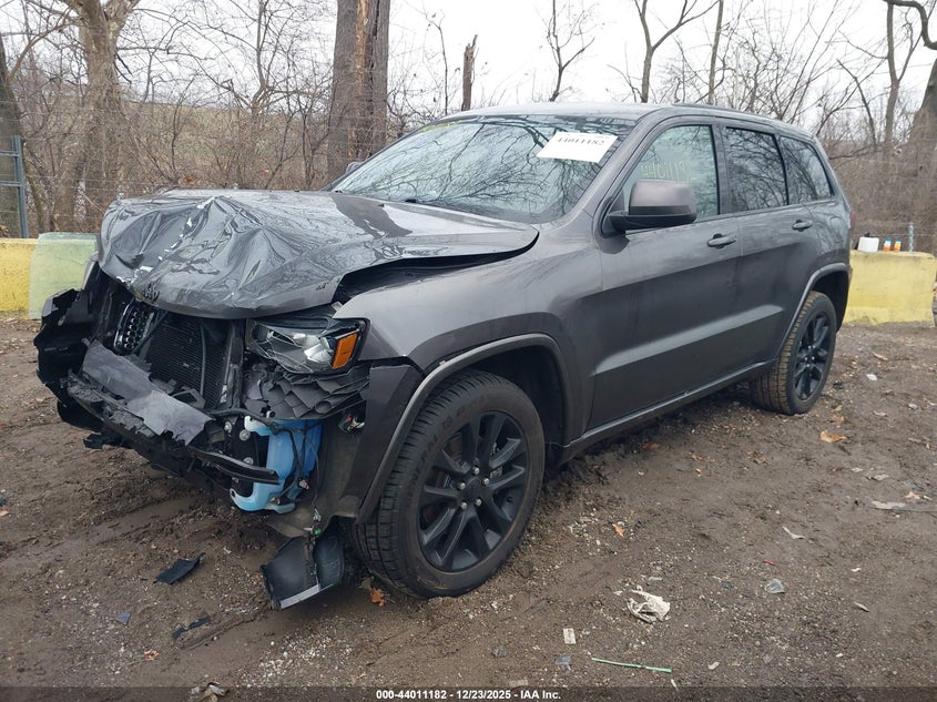 2021 Jeep Grand Cherokee Laredo X 4X4