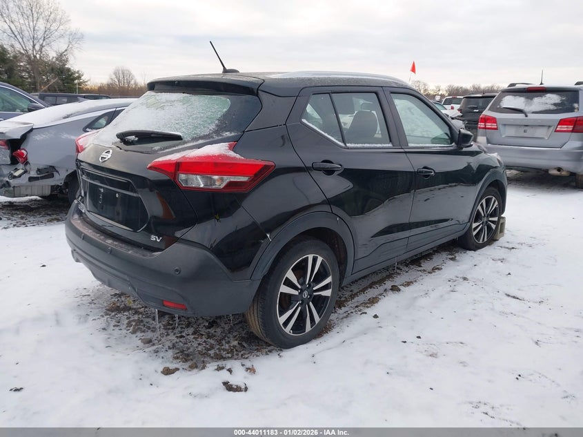 2020 Nissan Kicks Sv Xtronic Cvt