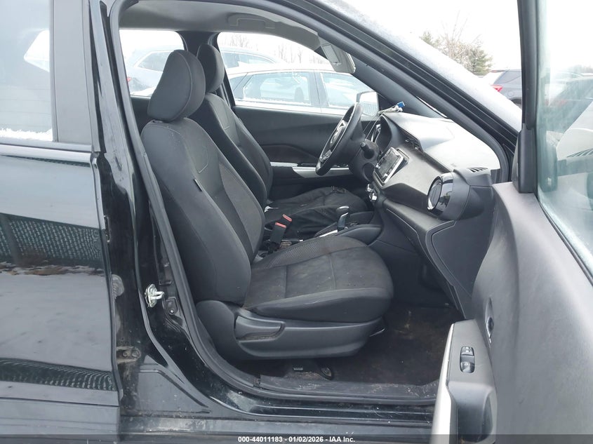 2020 Nissan Kicks Sv Xtronic Cvt