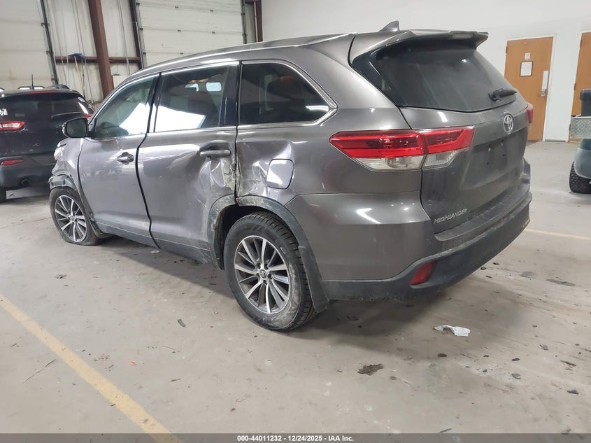 2019 Toyota Highlander Xle