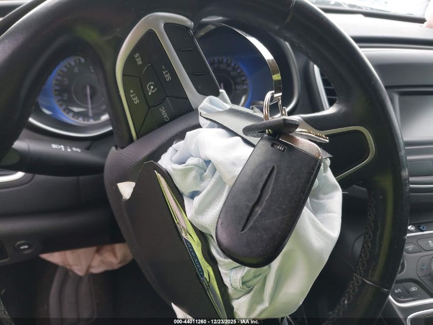 2015 Chrysler 200 Limited VIN: 1C3CCCAB7FN536823 Lot: 44011260