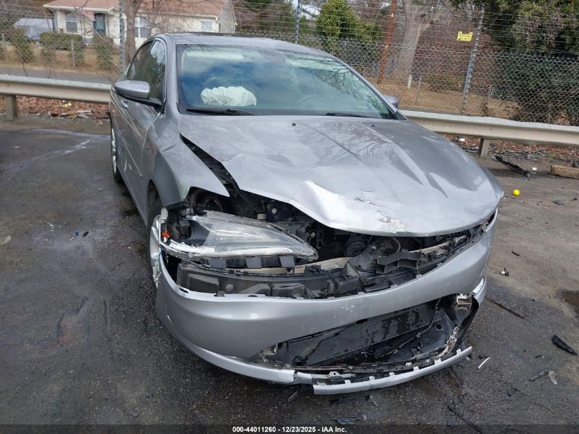 2015 Chrysler 200 Limited VIN: 1C3CCCAB7FN536823 Lot: 44011260