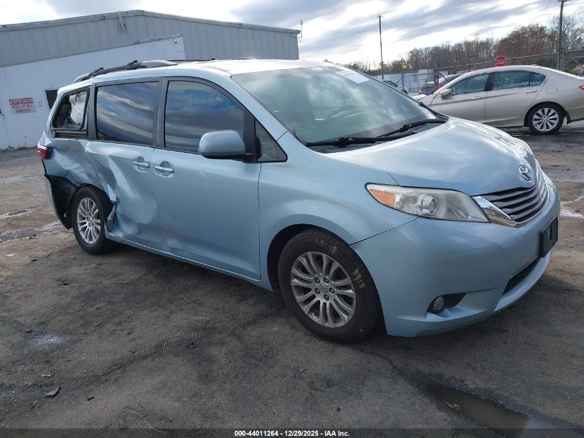 2015 Toyota Sienna