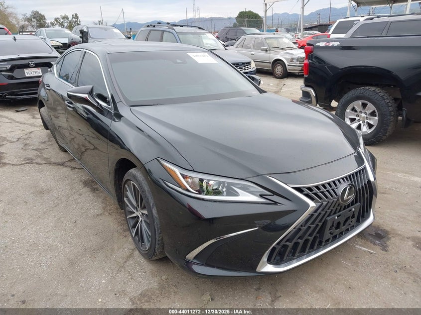 2024 Lexus ES 300h