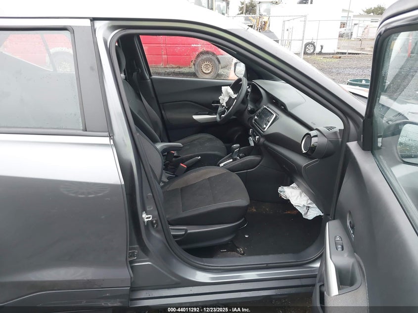 2020 Nissan Kicks Sv Xtronic Cvt