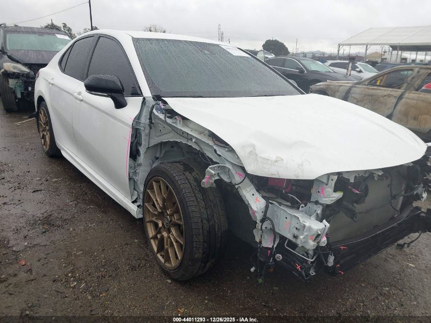 2024 Toyota Camry Hybrid